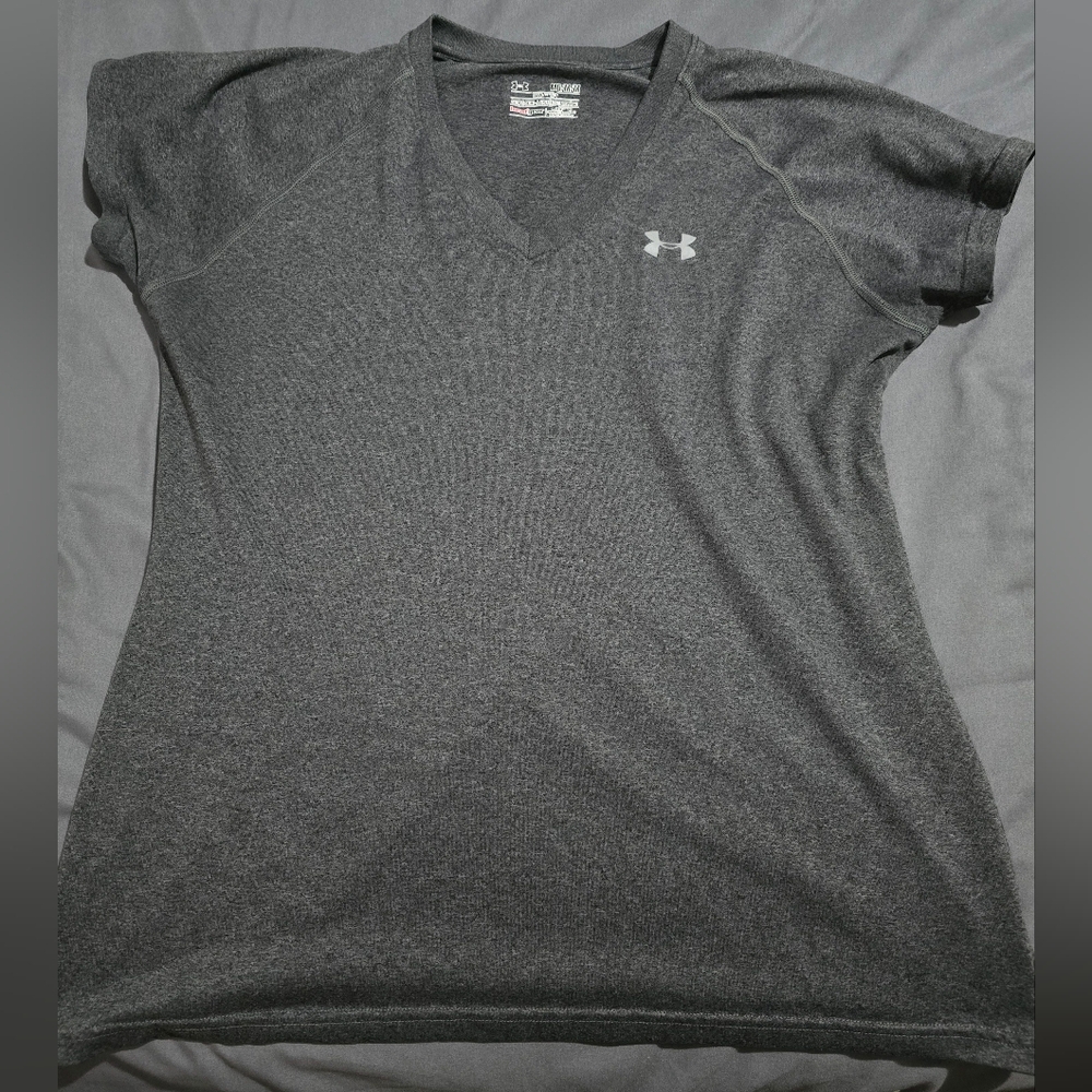 Under Armour Women's Grey V-Neck Top
